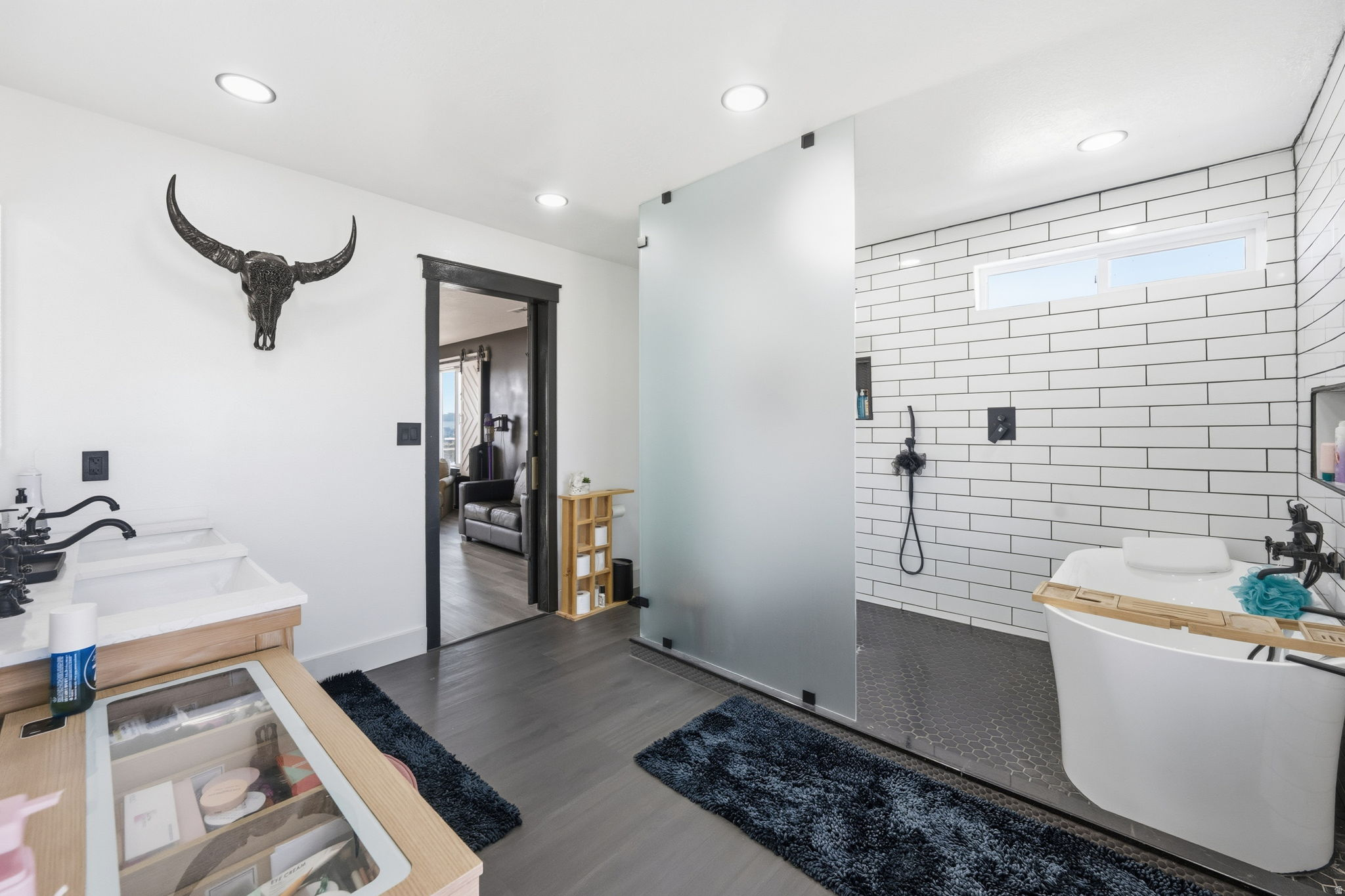 AUTUMN RIDGE - Residential