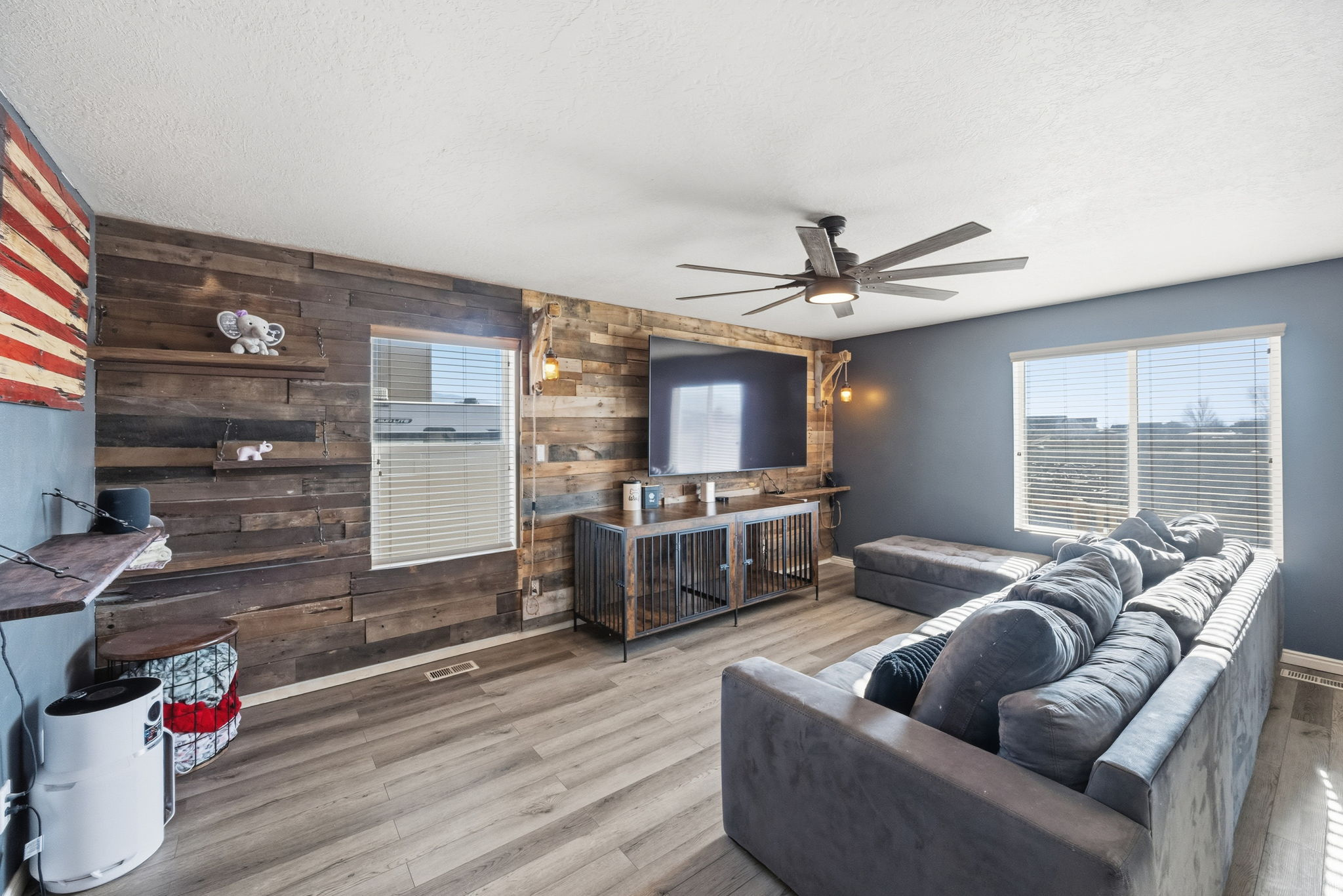 AUTUMN RIDGE - Residential