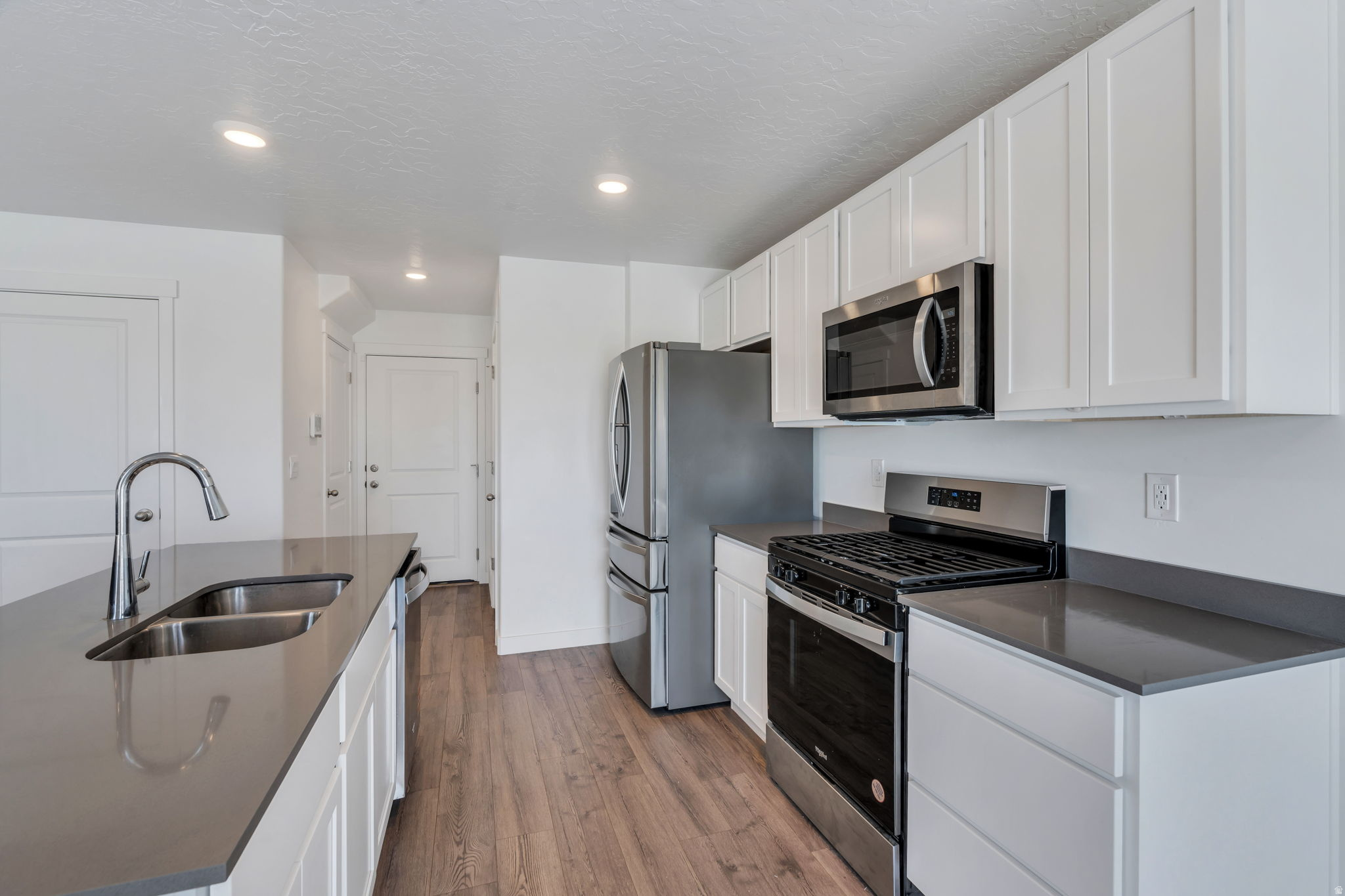 RIDGE - Residential