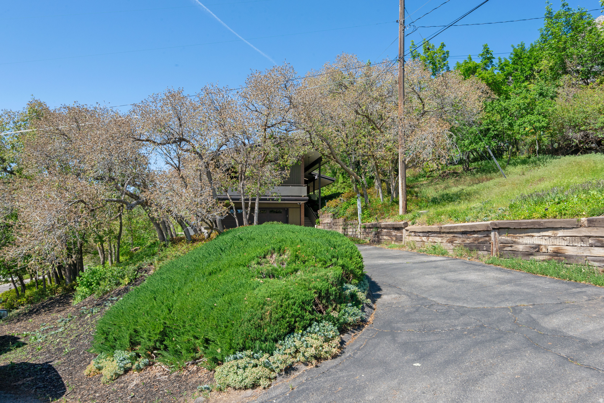 OAK HILLS - Residential