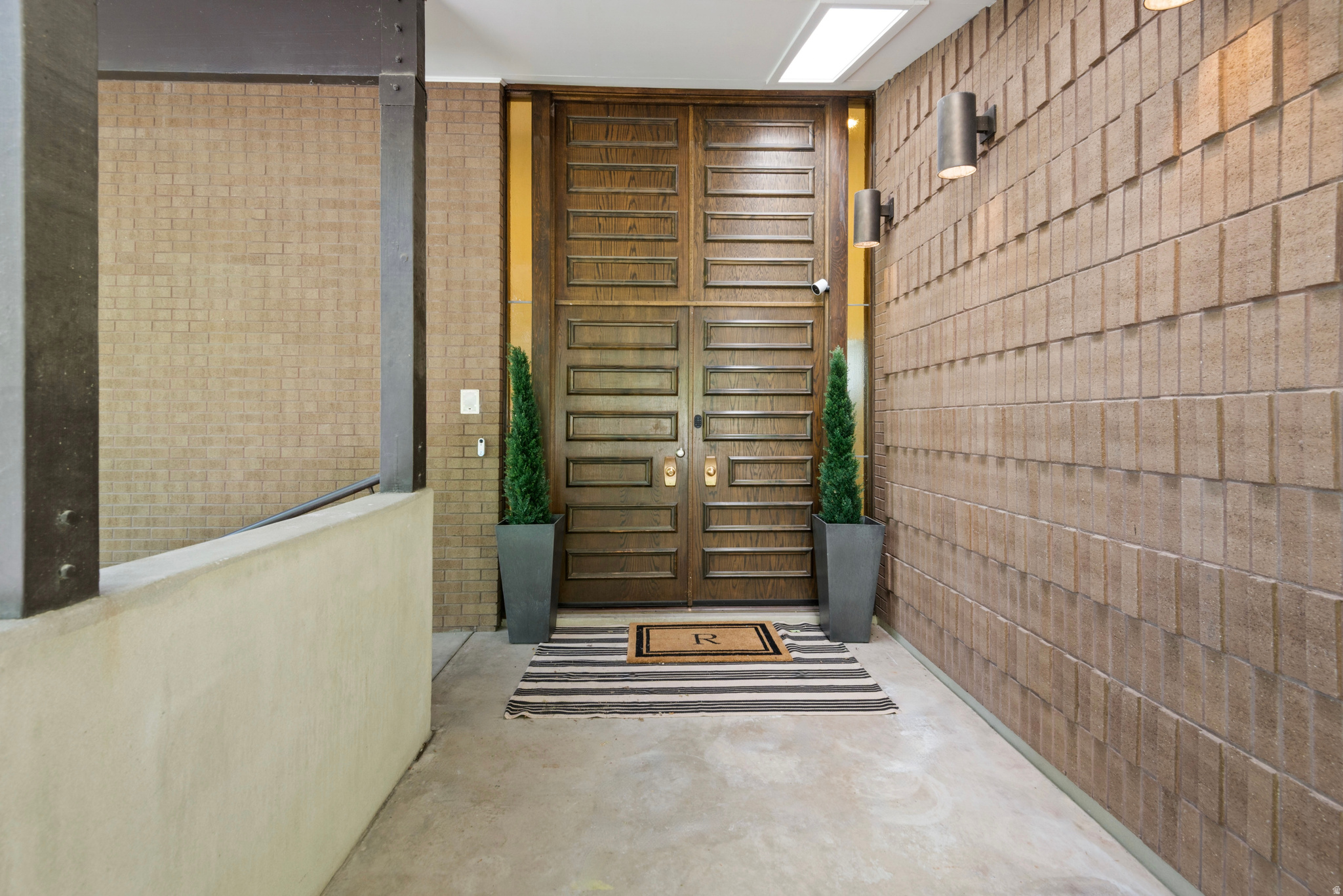 OAK HILLS - Residential