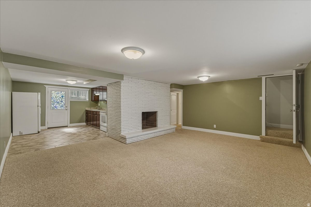 PLEASANT VILLAGE - Residential