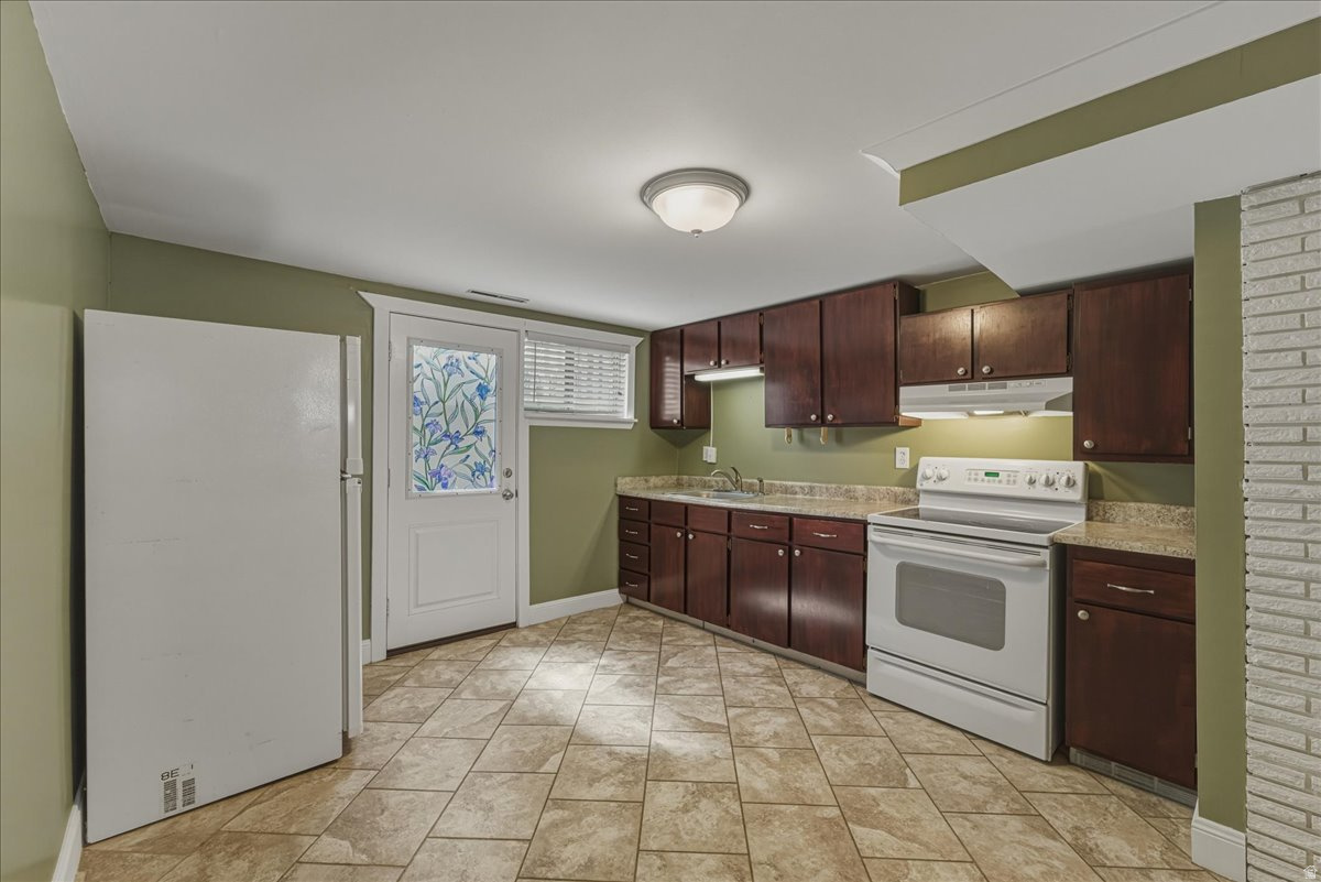 PLEASANT VILLAGE - Residential
