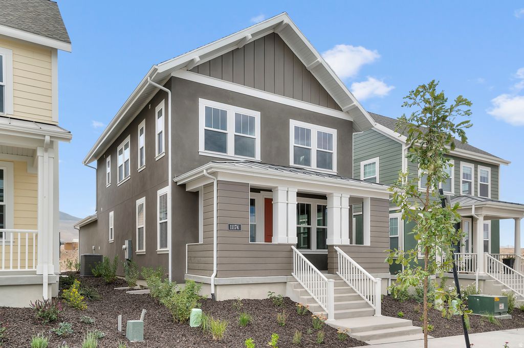 Photo of 11174 S FORDMAN WAY, South Jordan, UT 84009 (MLS # 2134694)