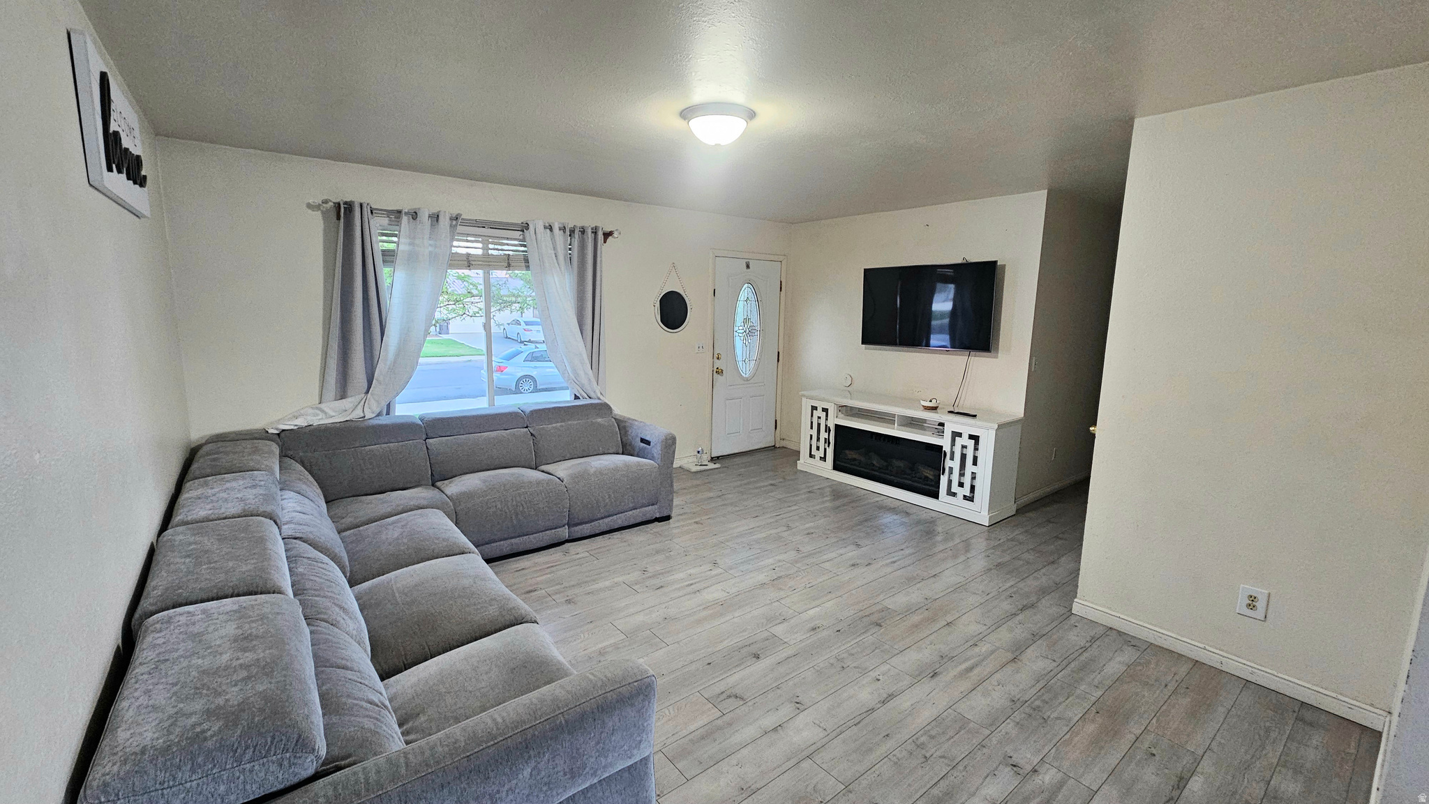 LAKEWOOD - Residential