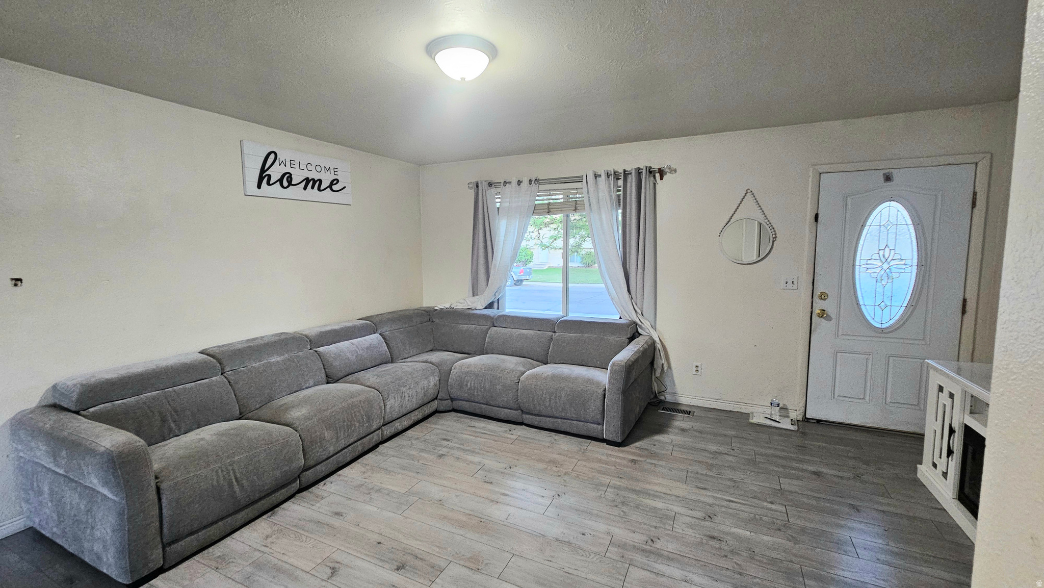 LAKEWOOD - Residential