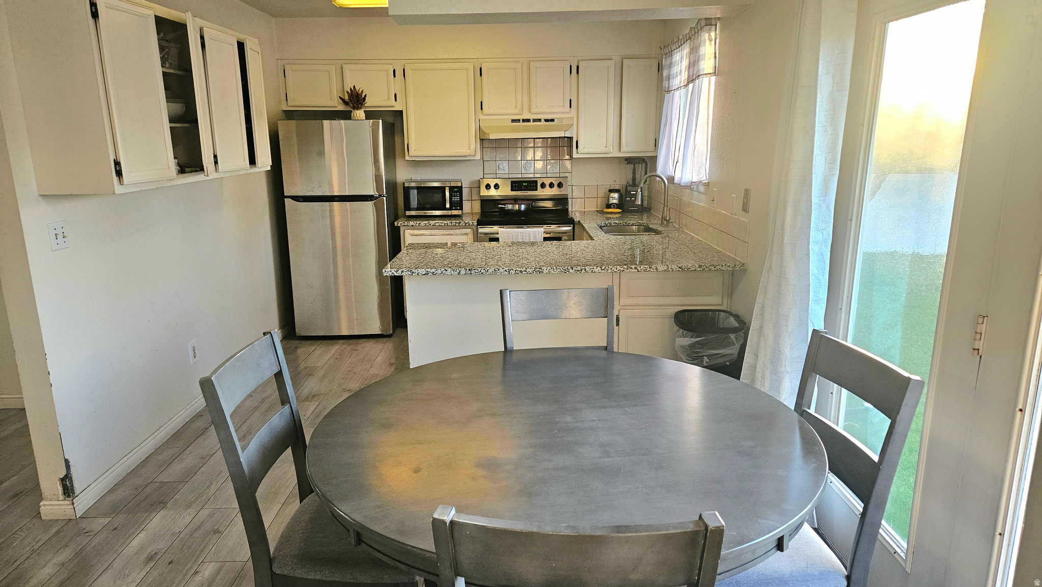 LAKEWOOD - Residential