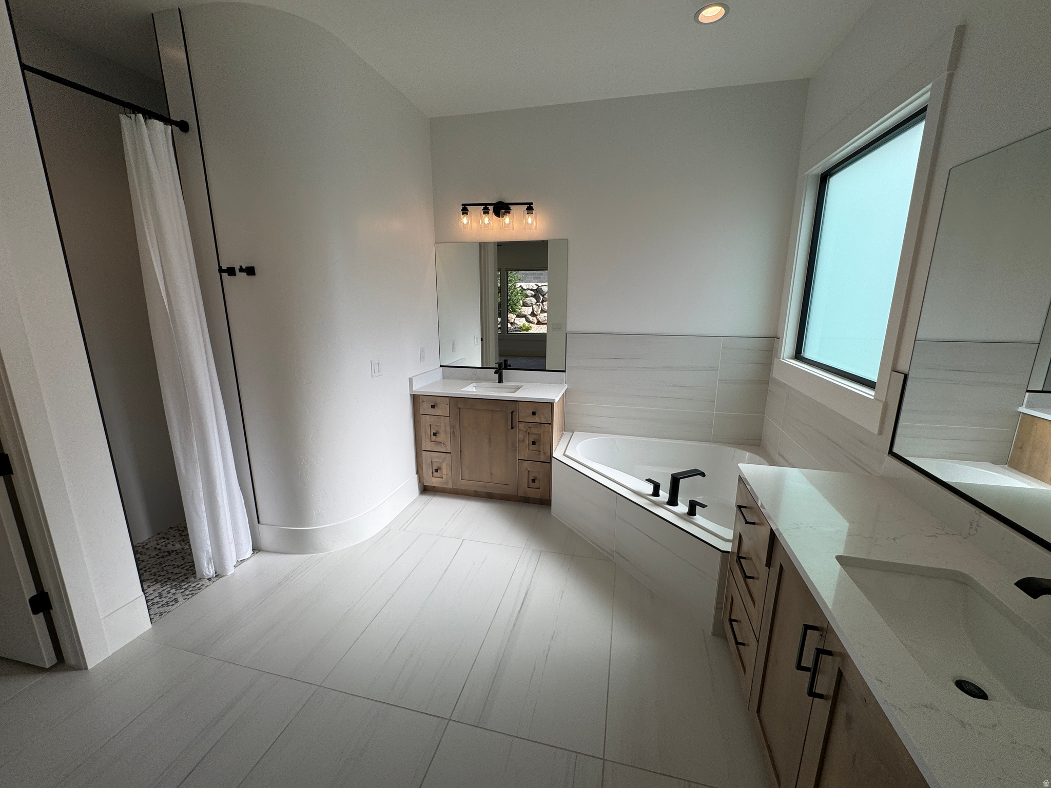 WASHINGTON VISTA PH 3A - Residential