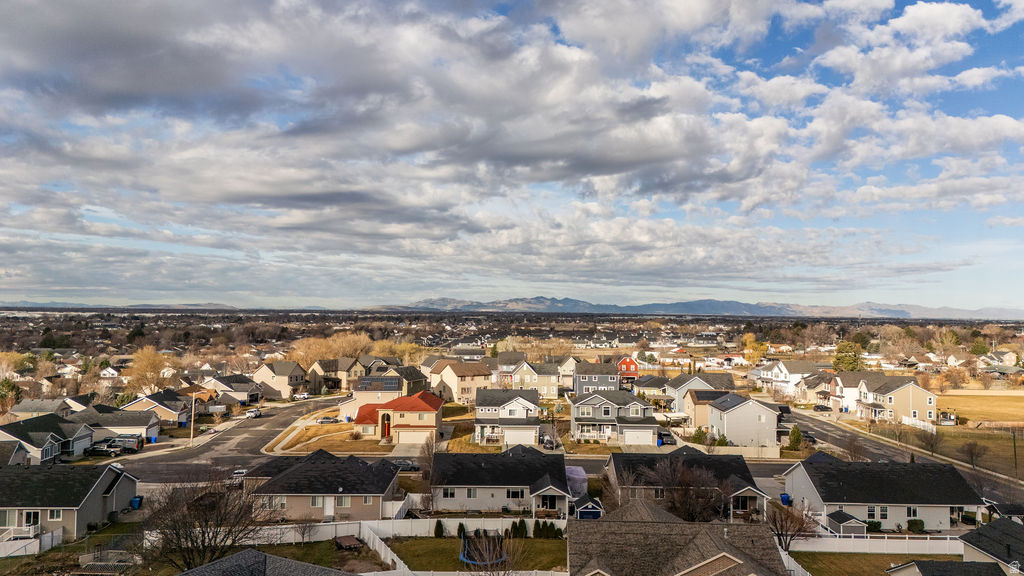 LEWIS PEAK - Residential