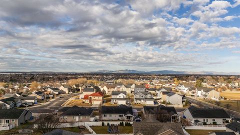 Tiny photo for 1532 N 825 E, North Ogden, UT 84404 (MLS # 2139734)