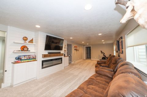 Tiny photo for 1532 N 825 E, North Ogden, UT 84404 (MLS # 2139734)