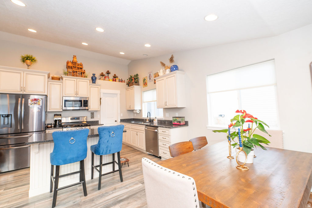 LEWIS PEAK - Residential