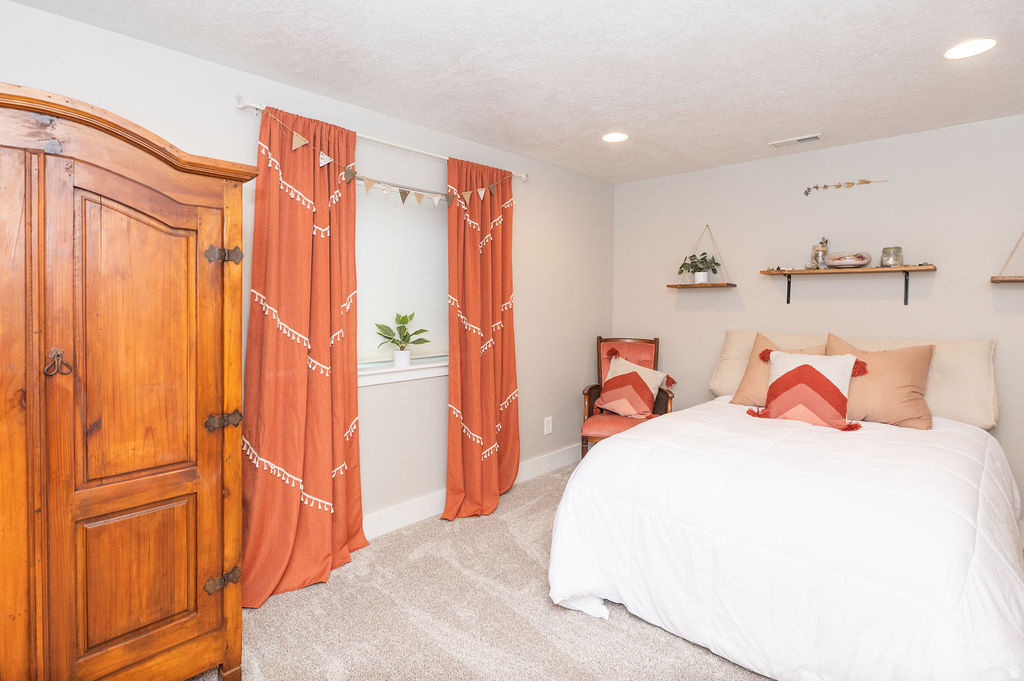 LEWIS PEAK - Residential