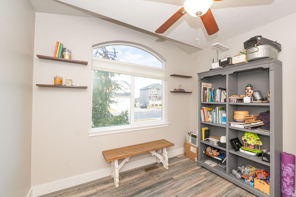 LEWIS PEAK - Residential