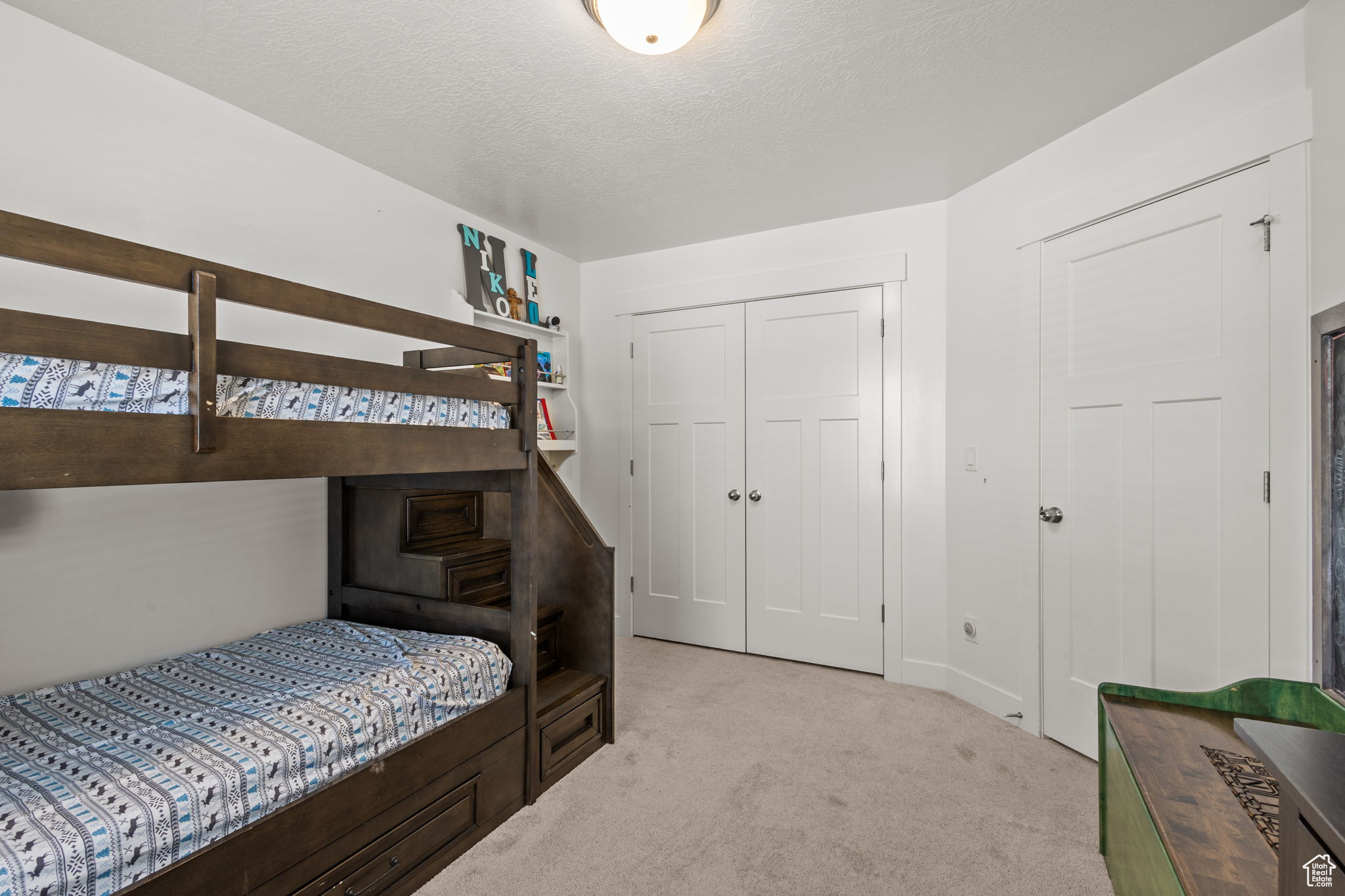 HIDDEN CANYON ESTATE - Residential