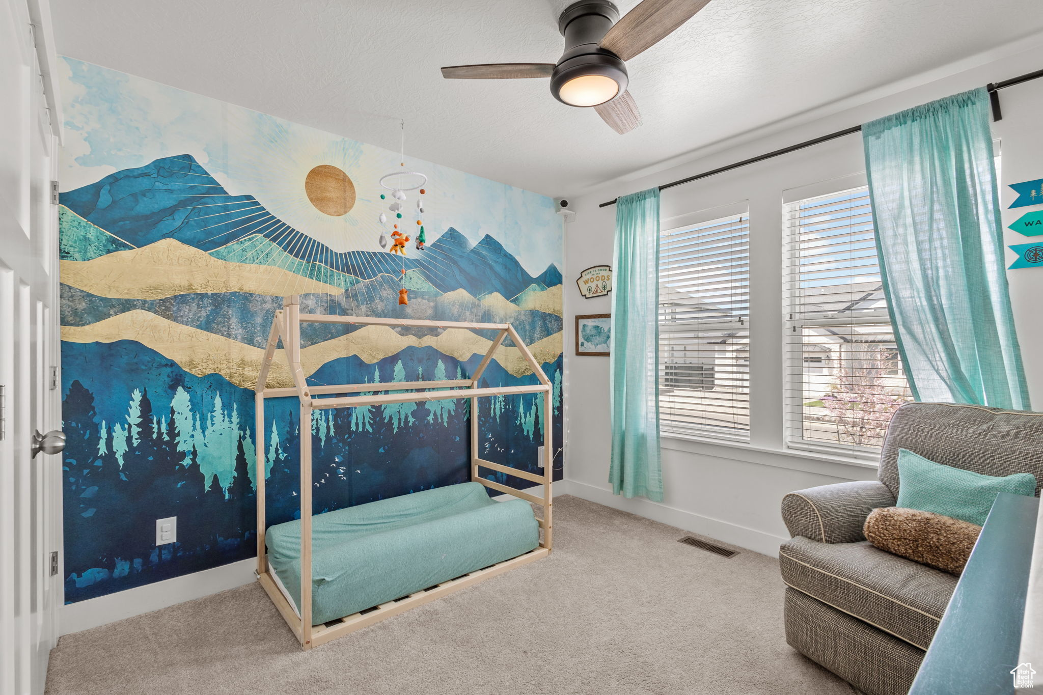 HIDDEN CANYON ESTATE - Residential