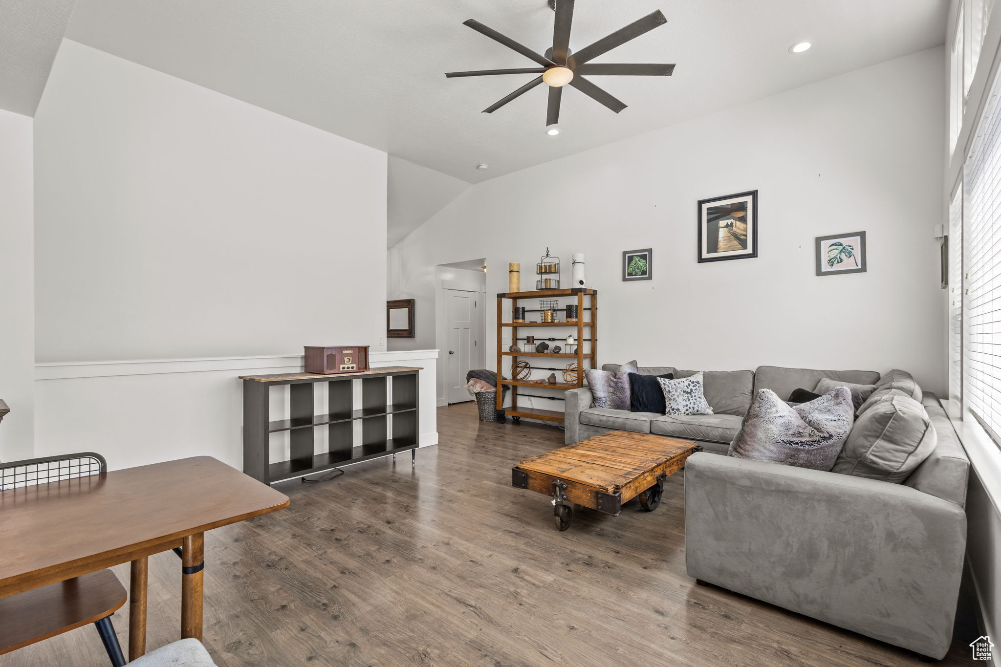 HIDDEN CANYON ESTATE - Residential