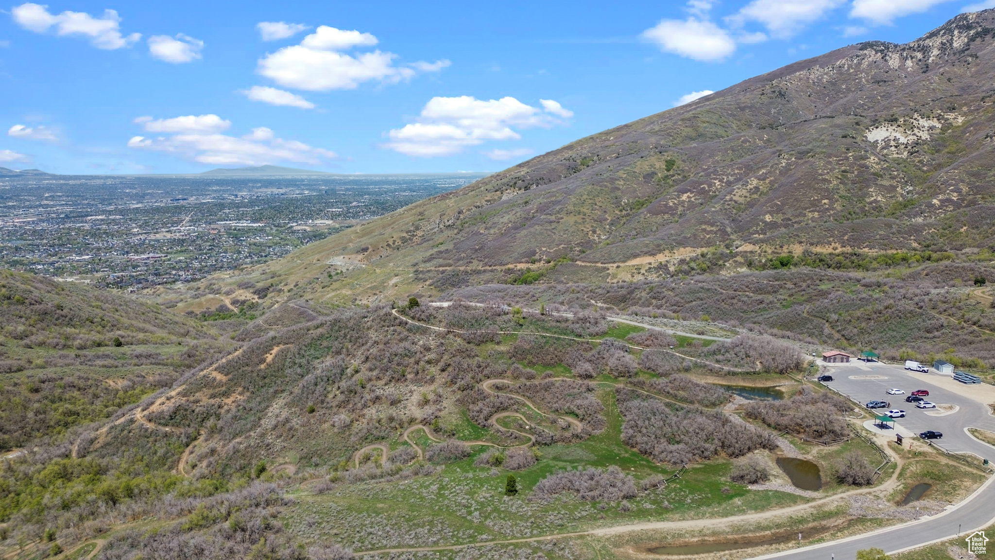 HIDDEN CANYON ESTATE - Residential
