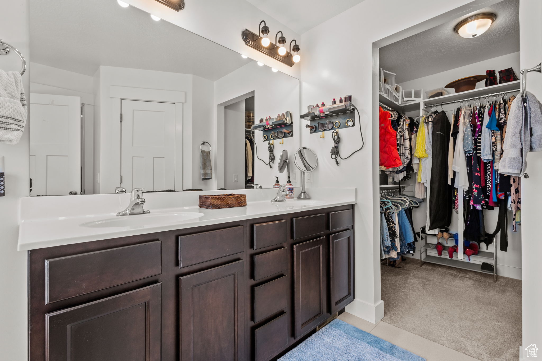 HIDDEN CANYON ESTATE - Residential