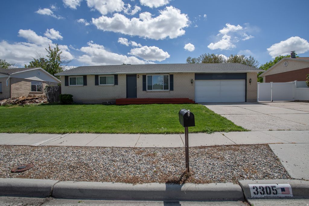 Photo of 3305 W PAULA ANN ST S, Taylorsville, UT 84129 (MLS # 2151896)