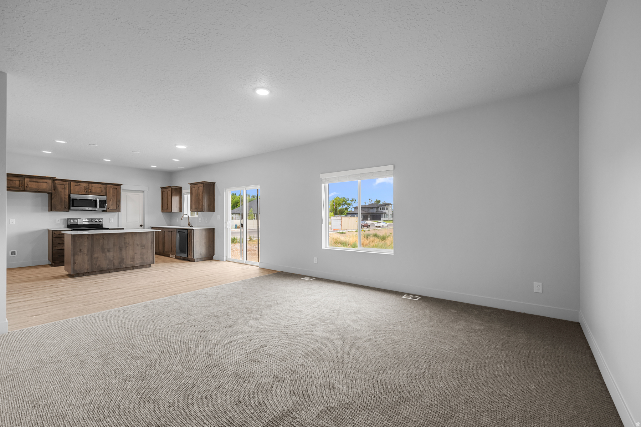 SUMMIT RIDGE THE HILLS - Residential