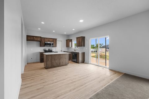 Tiny photo for 1640 S SAGEBERRY DR #SH336, Santaquin, UT 84655 (MLS # 2131754)