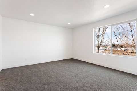 Tiny photo for 1667 W 2770 S #206, Syracuse, UT 84075 (MLS # 2137586)