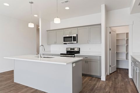 Tiny photo for 1667 W 2770 S #206, Syracuse, UT 84075 (MLS # 2137586)