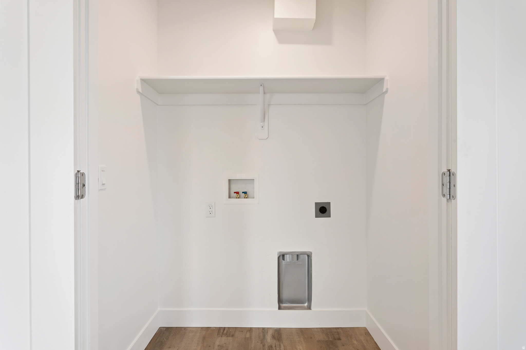 RC'S PARKWEST - Residential