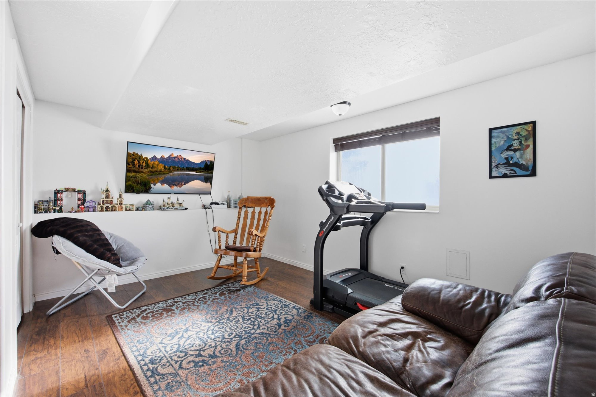 ANGEL CROSSING - Residential