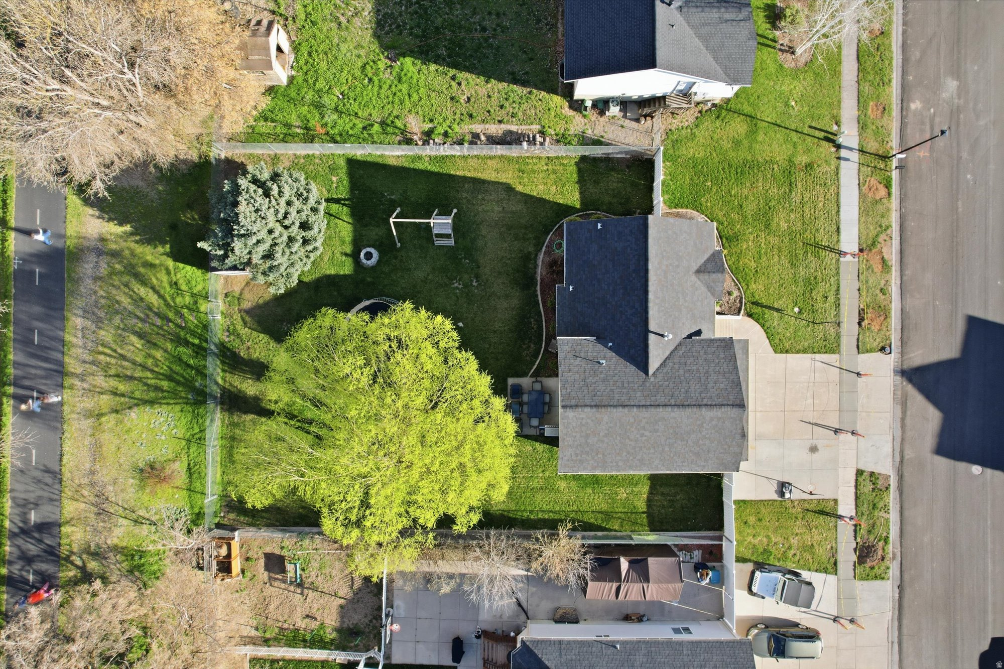 ANGEL CROSSING - Residential