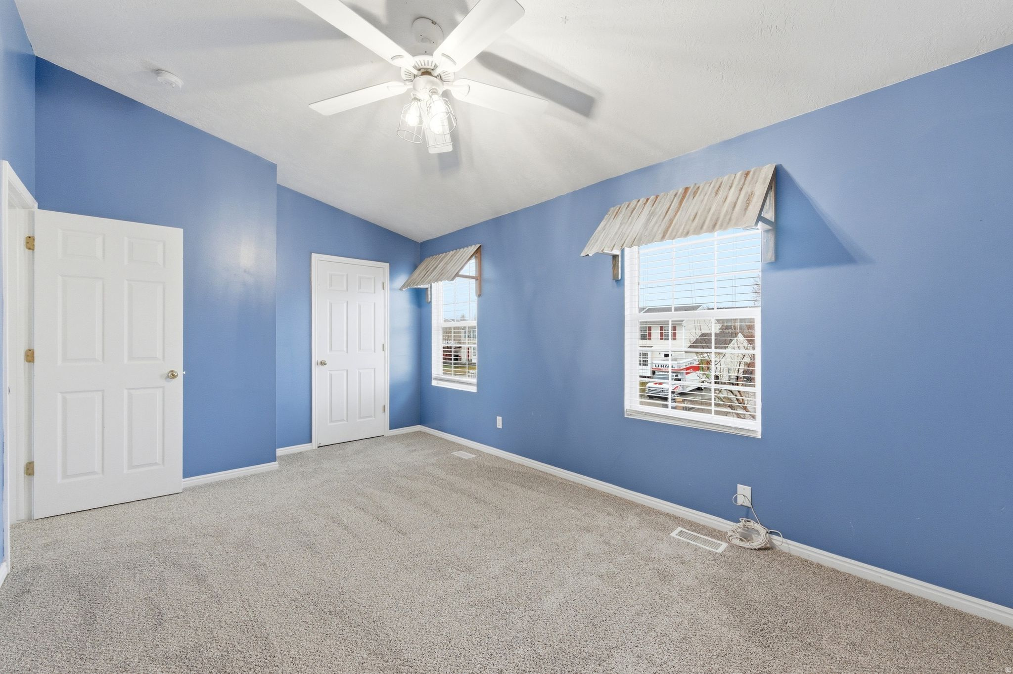 SHETLAND MEADOWS - Residential