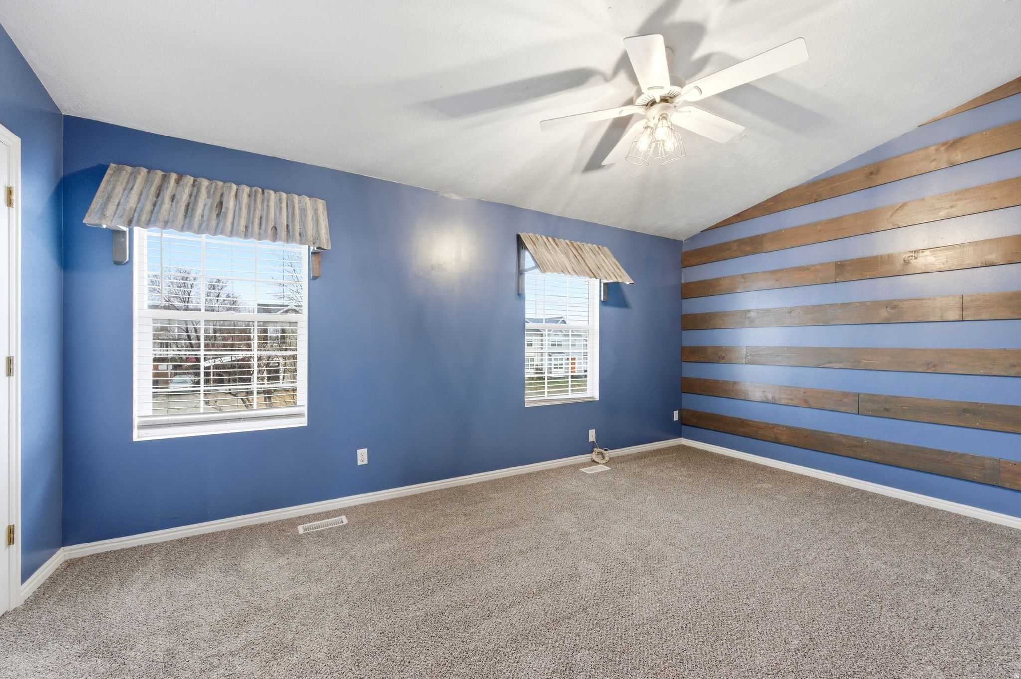 SHETLAND MEADOWS - Residential