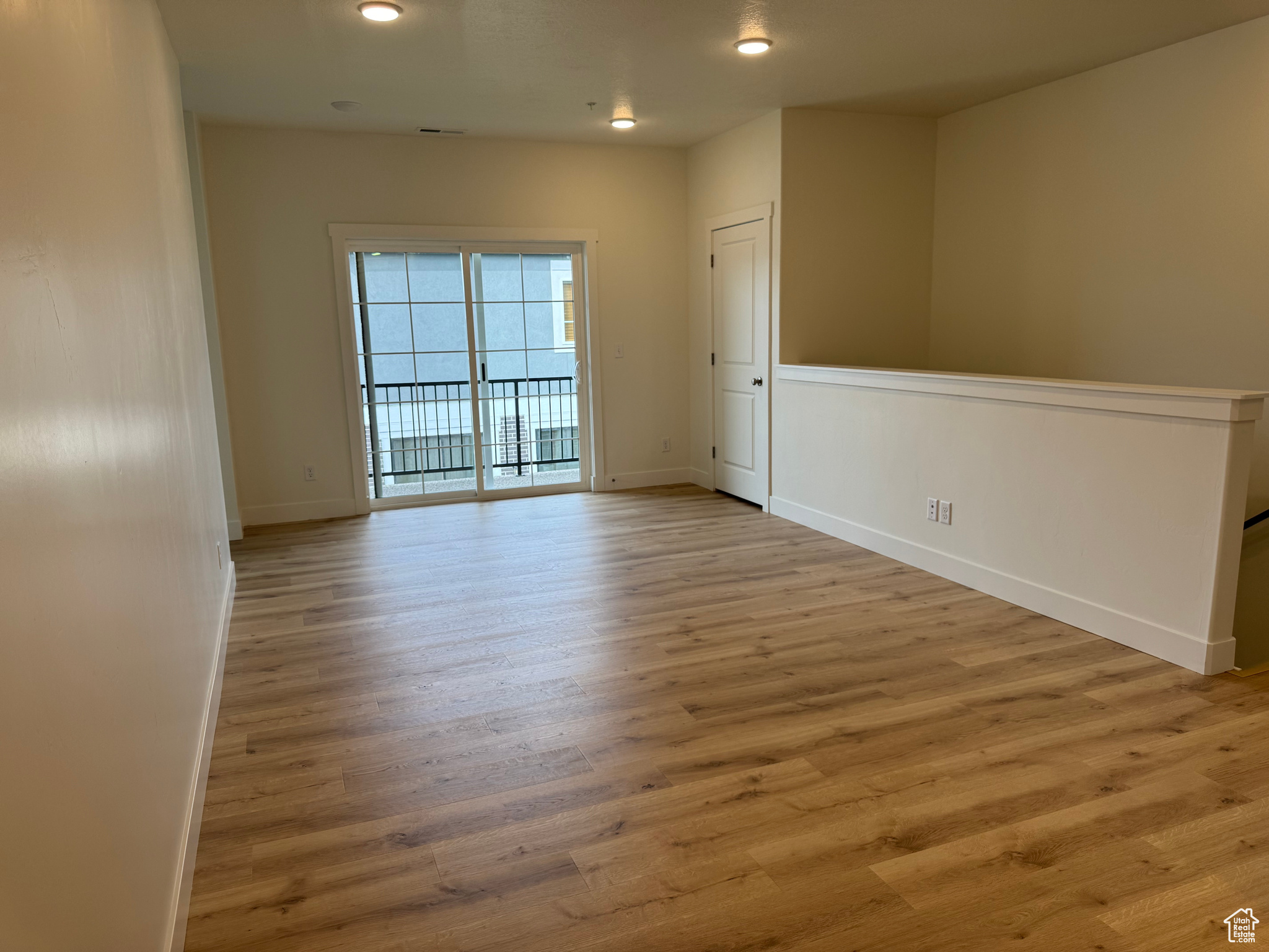 1600 PARK AVE - Residential