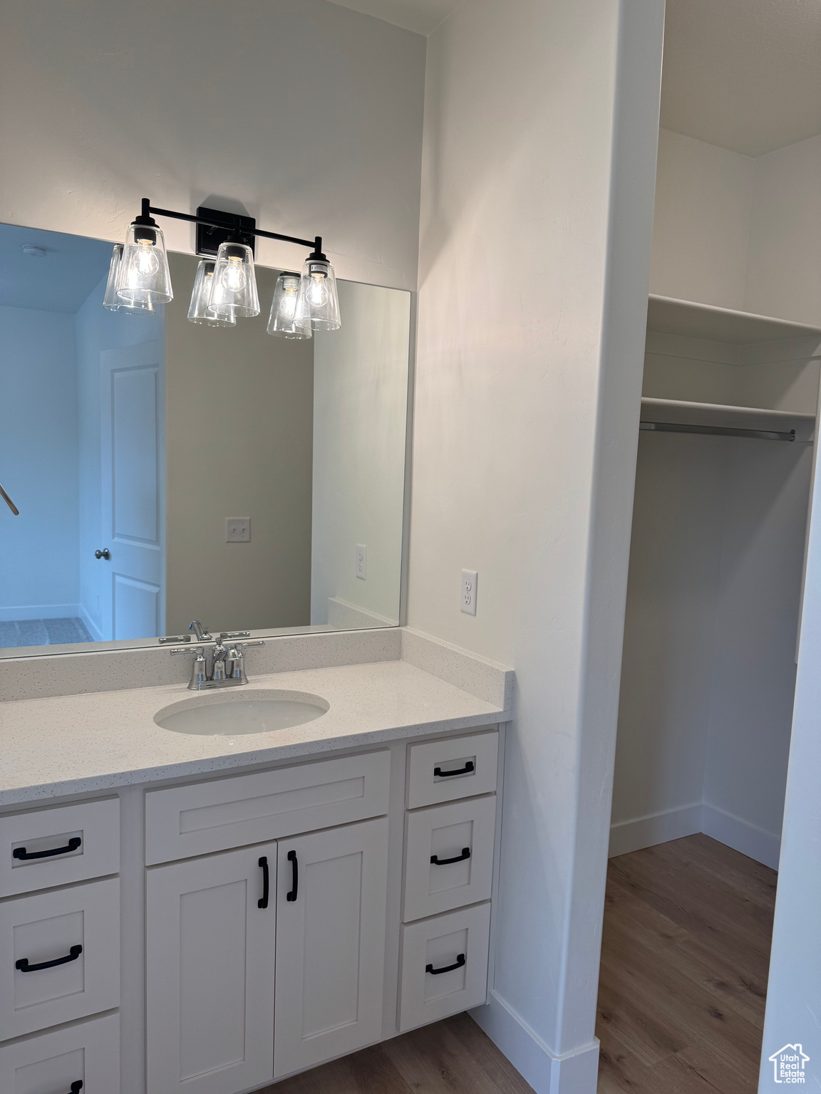 1600 PARK AVE - Residential