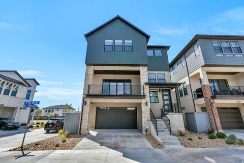 Photo of 3871 W 2720 N, Lehi, UT 84048 (MLS # 2152106)