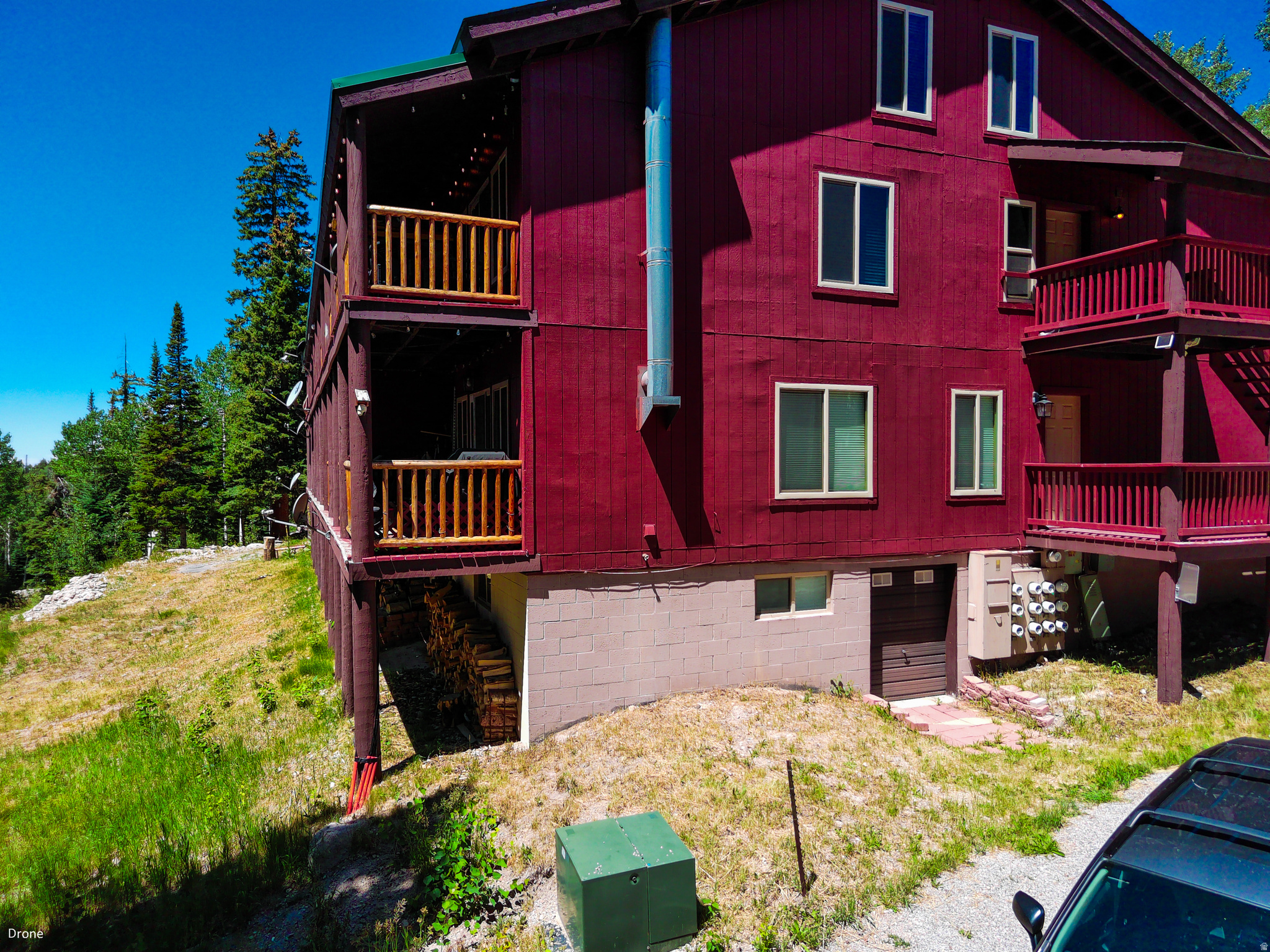 SNOWFLAKE CONDOS - Residential