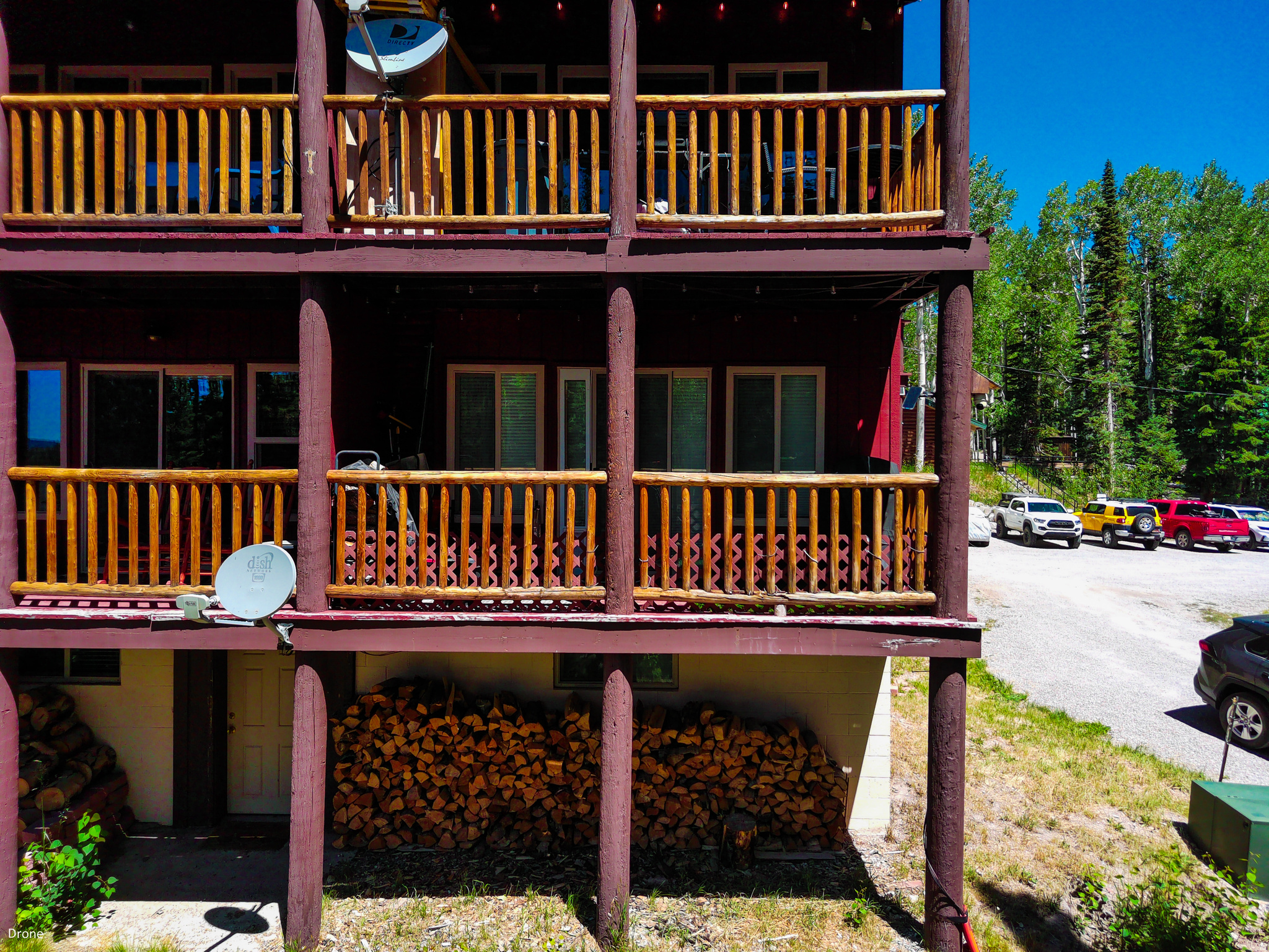 SNOWFLAKE CONDOS - Residential