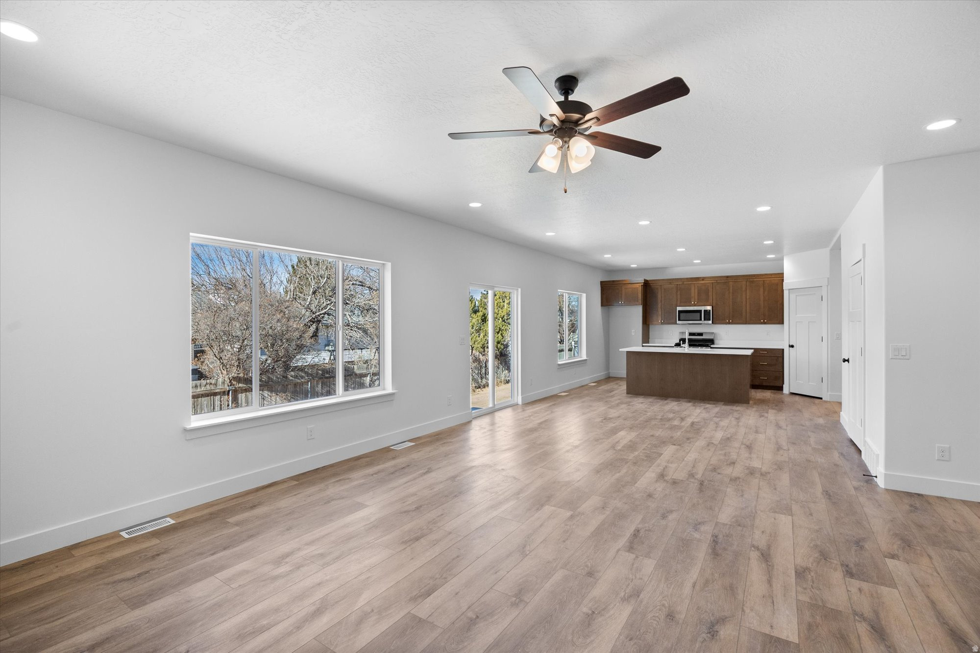 GAGE CANYON - Residential