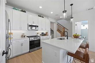 BONNEVILLE T - Residential