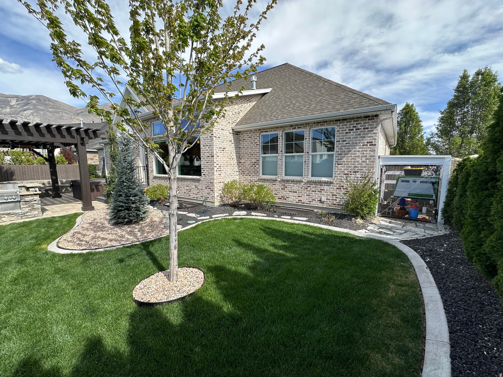 AUTUMN CREST PHASE 1 - Residential