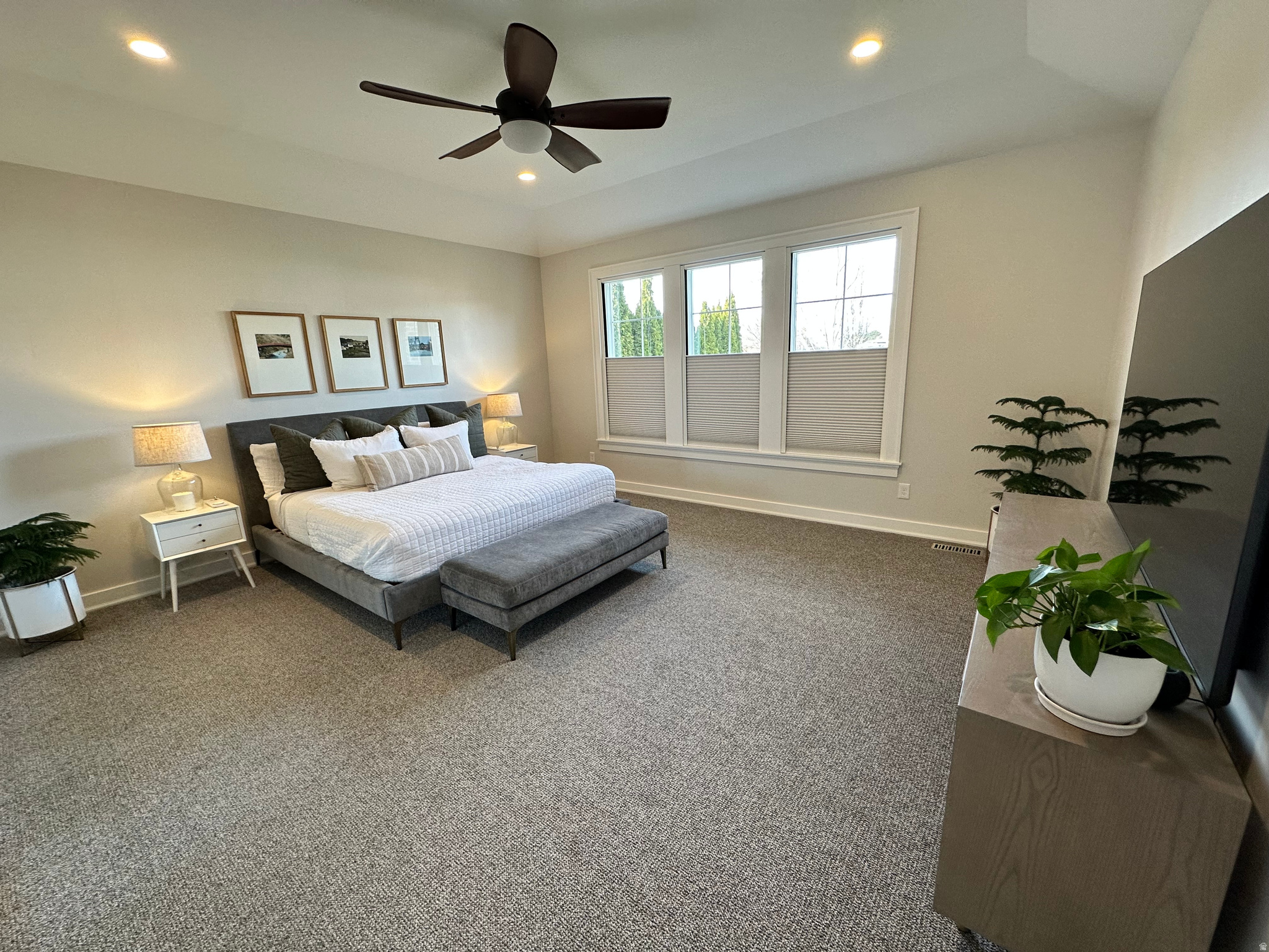 AUTUMN CREST PHASE 1 - Residential