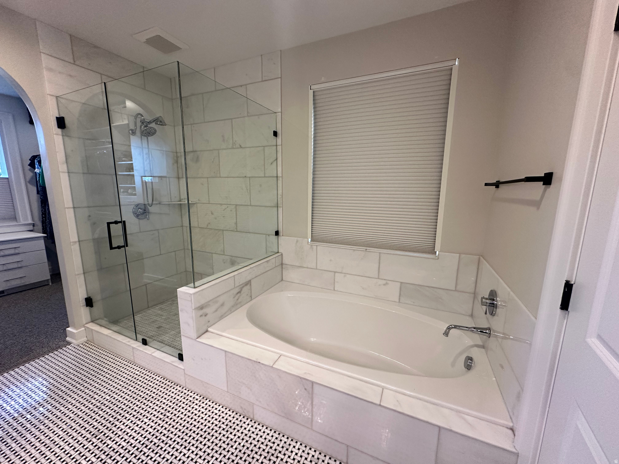 AUTUMN CREST PHASE 1 - Residential