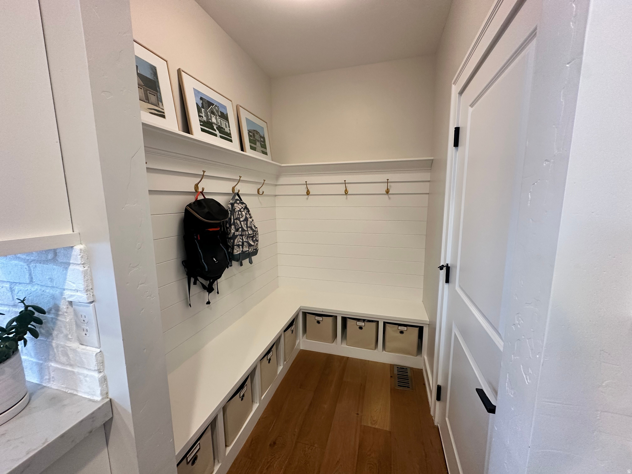 AUTUMN CREST PHASE 1 - Residential