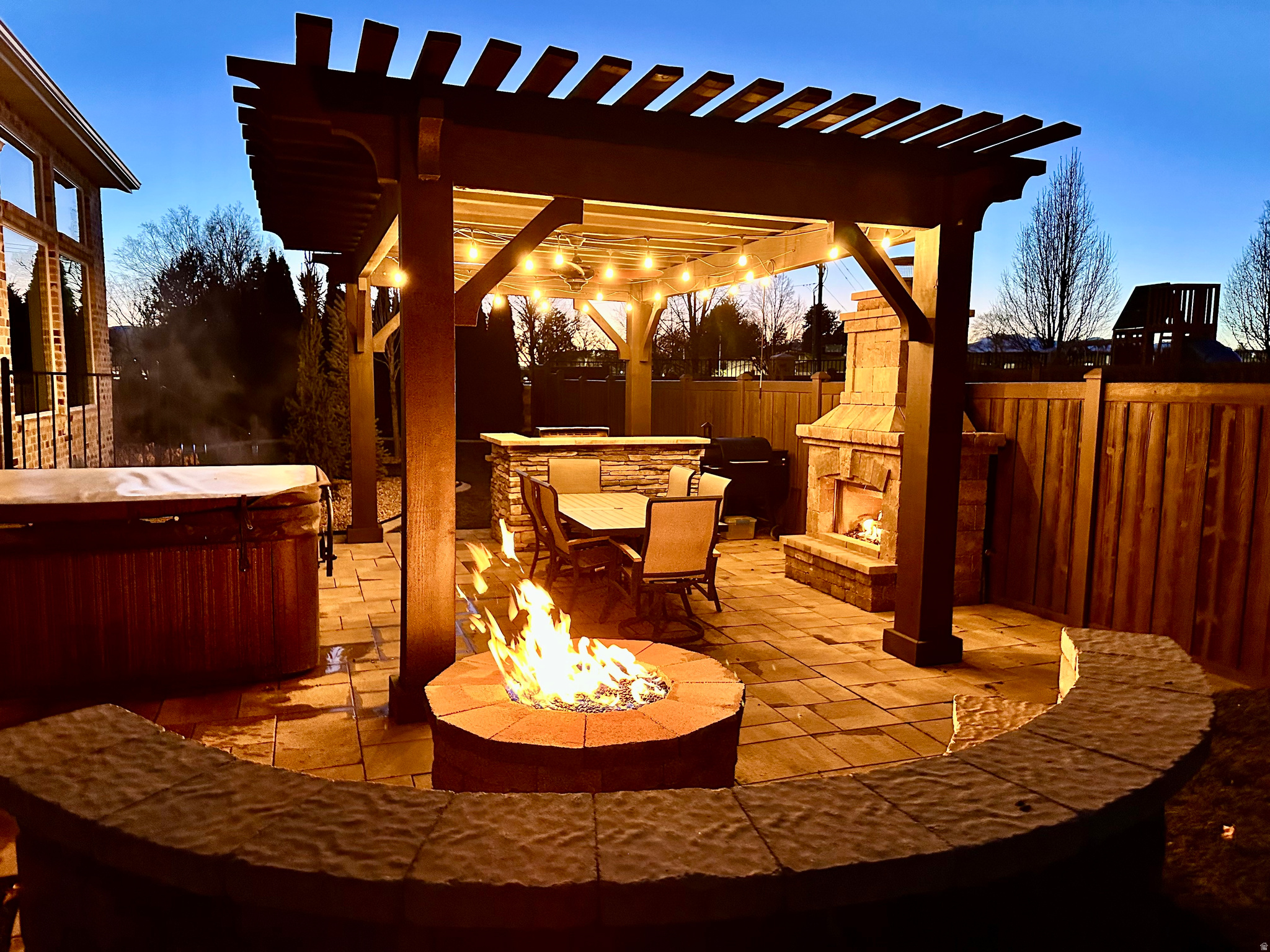 AUTUMN CREST PHASE 1 - Residential