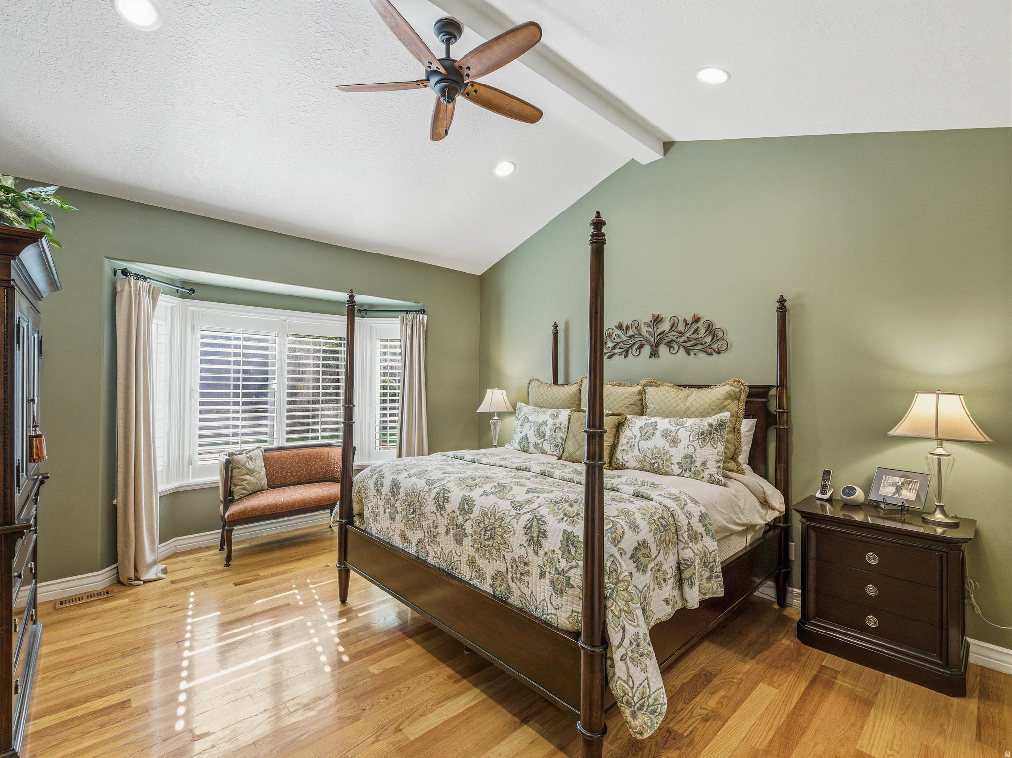 SILVER LEAF - Residential