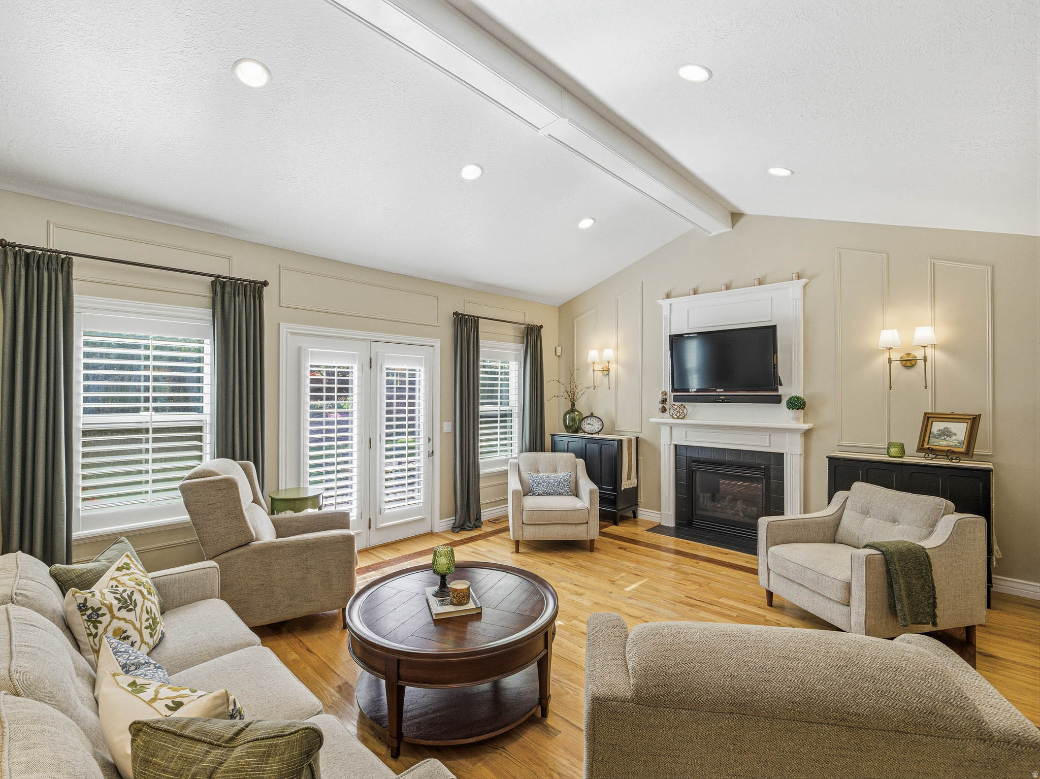 SILVER LEAF - Residential