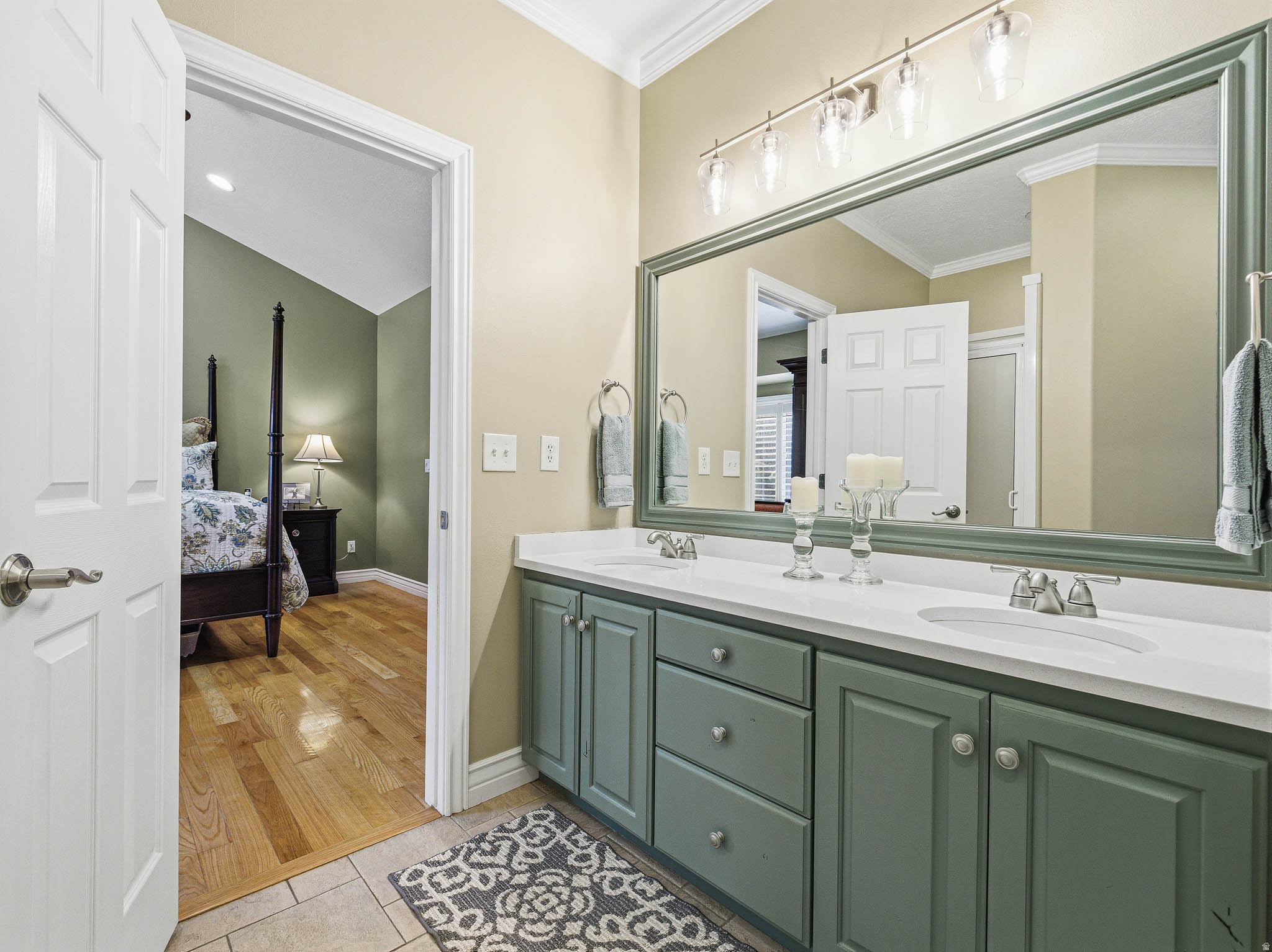 SILVER LEAF - Residential