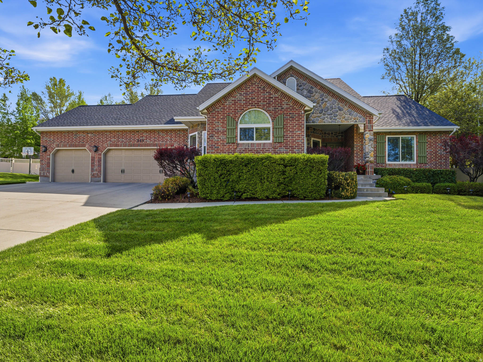 SILVER LEAF - Residential