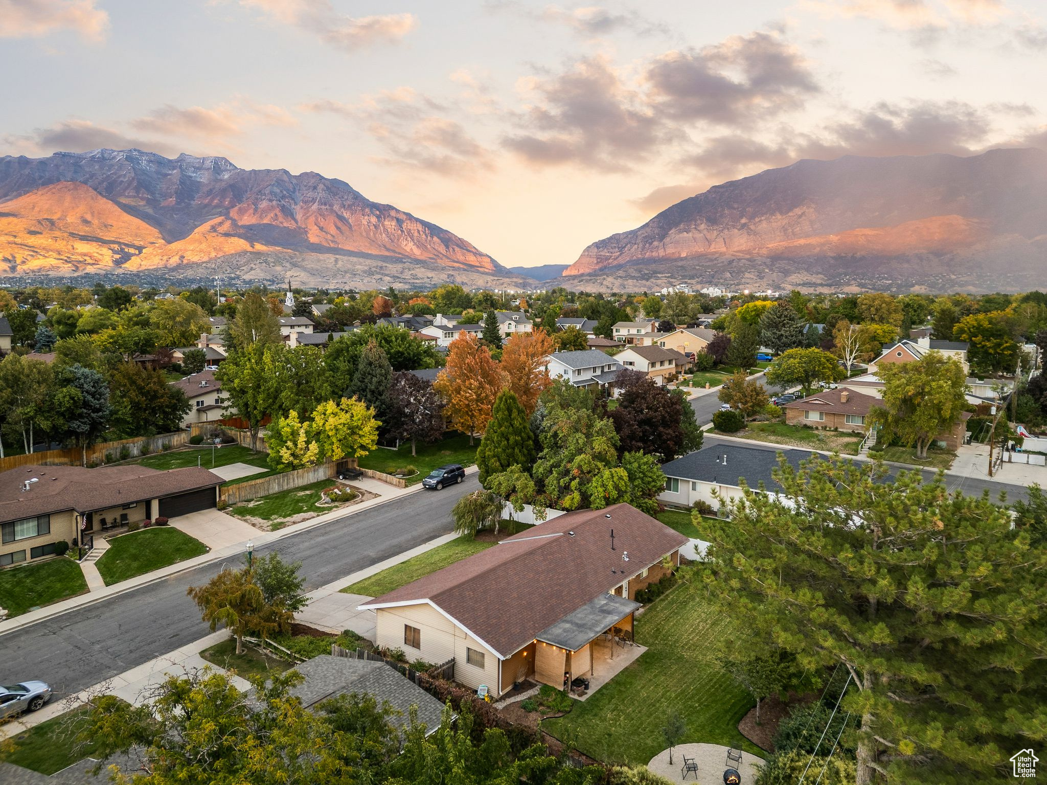 SUNSET VISTA - Residential